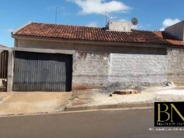 #6926 - Casa para Venda em Arapongas - PR - 1