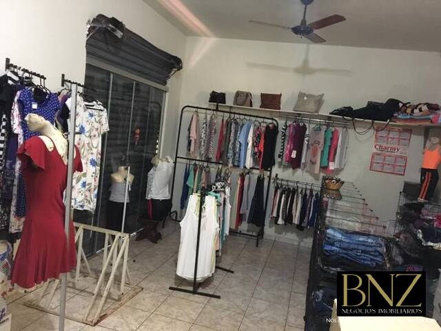#7162 - Casa para Venda em Arapongas - PR - 2