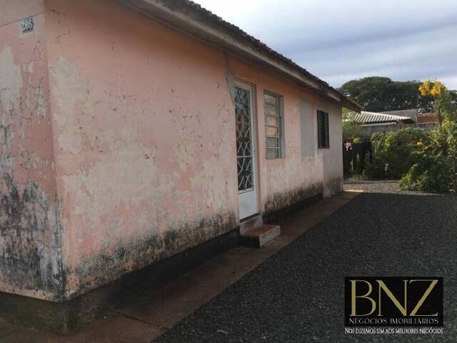 #7181 - Casa para Venda em Arapongas - PR - 2