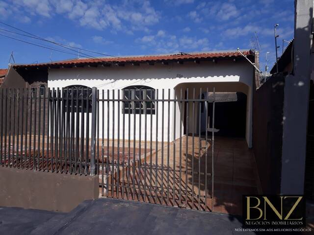 #9009 - Casa para Venda em Arapongas - PR - 1