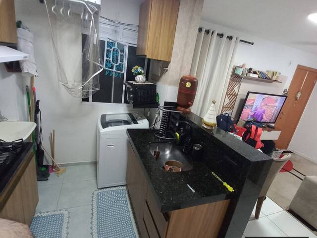 Apartamento para Venda em Arapongas - 2