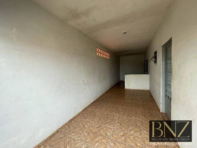 #7763 - Casa para Venda em Arapongas - PR - 3
