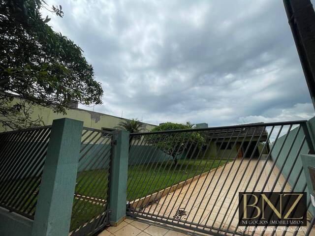 #9155 - Casa para Locação em Arapongas - PR - 2