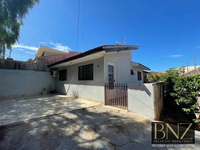 #9222 - Casa para Venda em Arapongas - PR - 2