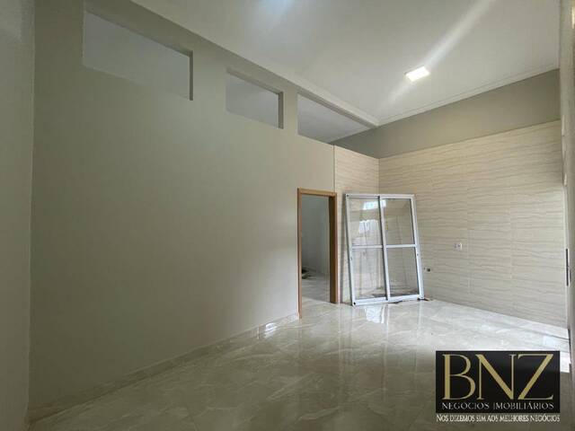 #9228 - Casa para Venda em Arapongas - PR - 2