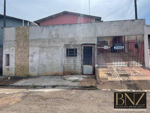 #9330 - Casa para Venda em Arapongas - PR - 1