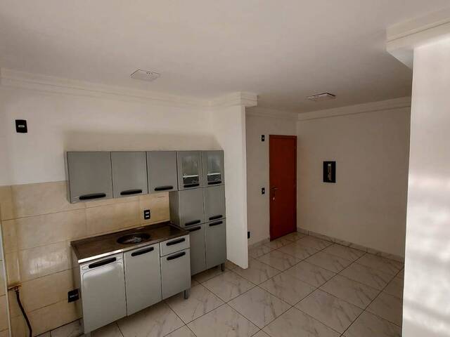 #9396 - Apartamento para Locação em Arapongas - PR - 1