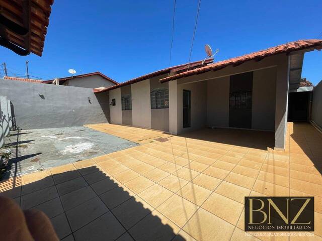 #9402 - Casa para Venda em Arapongas - PR - 2