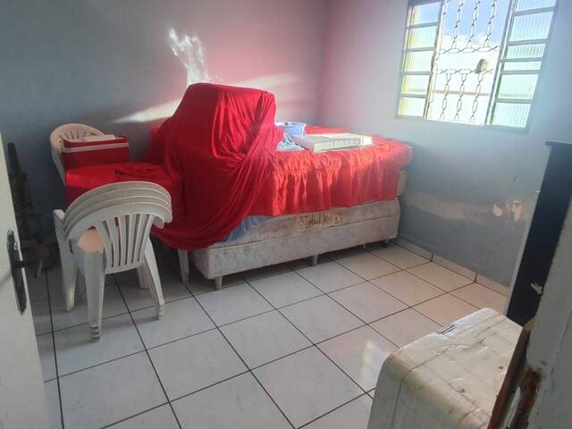 #9483 - Casa para Venda em Arapongas - PR - 2