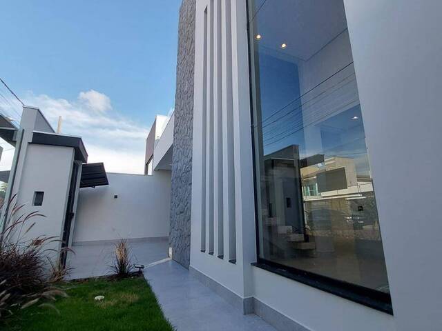 #9542 - Casa para Venda em Apucarana - PR - 2