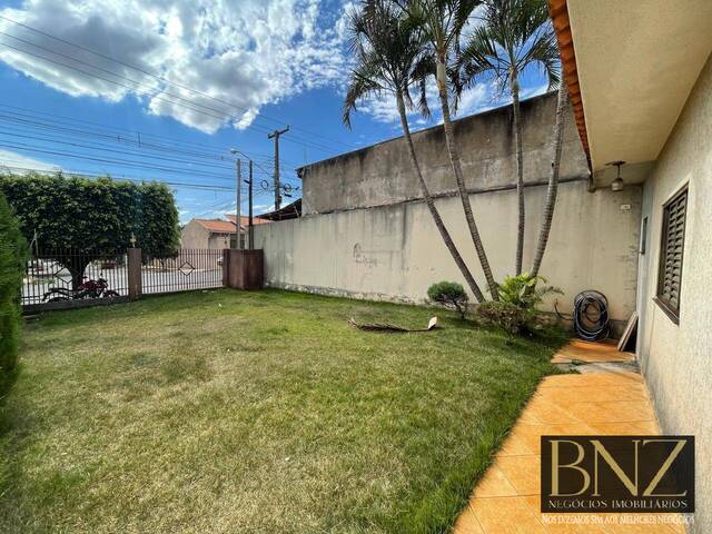 #9585 - Casa para Venda em Arapongas - PR - 3