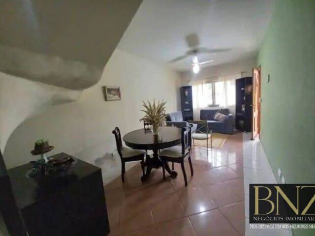 Sobrado para Venda em Arapongas - 5