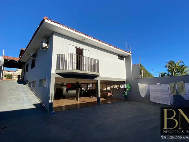 #9619 - Casa para Venda em Arapongas - PR - 2