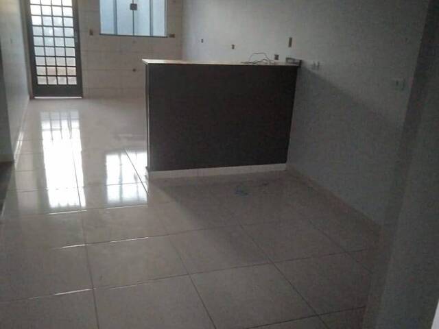 #8509 - Casa para Venda em Arapongas - PR - 2