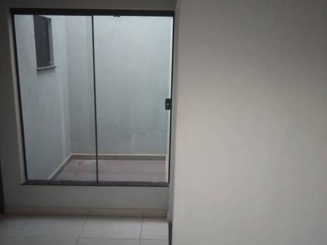 #8509 - Casa para Venda em Arapongas - PR - 3