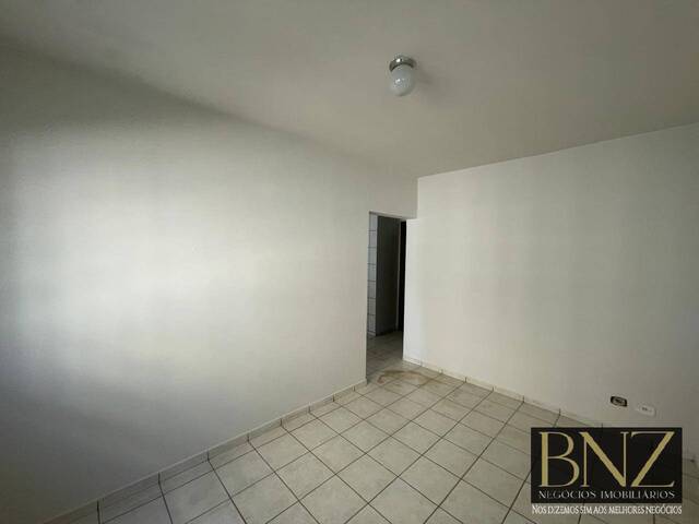 #9772 - Apartamento para Locação em Arapongas - PR - 2