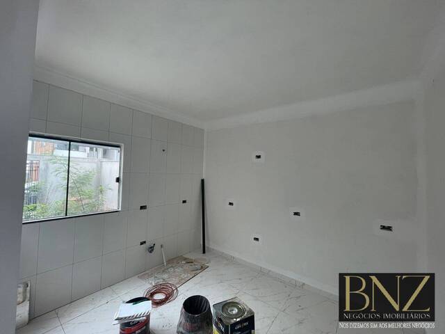 #9777 - Casa para Venda em Arapongas - PR - 2