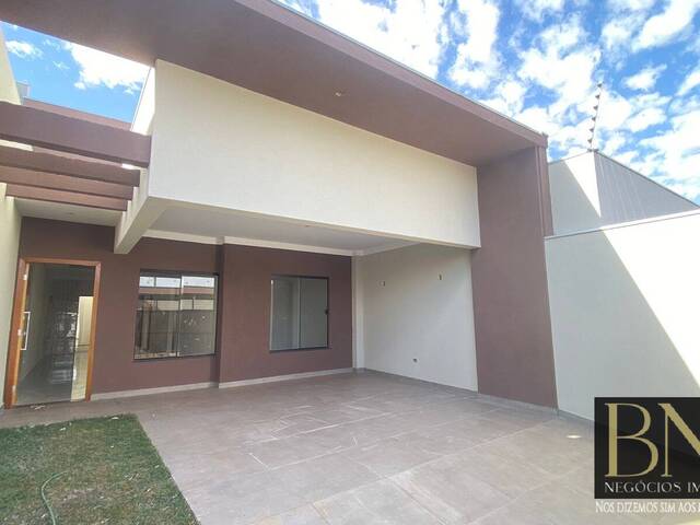 #9813 - Casa para Venda em Arapongas - PR - 2