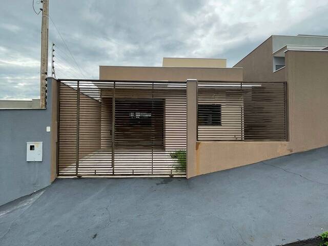 #9987 - Casa para Venda em Arapongas - PR - 2