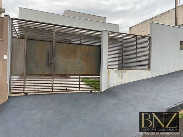 #9988 - Casa para Venda em Arapongas - PR - 2