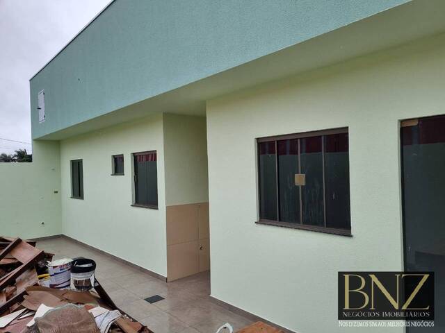 #10005 - Casa para Venda em Arapongas - PR - 2