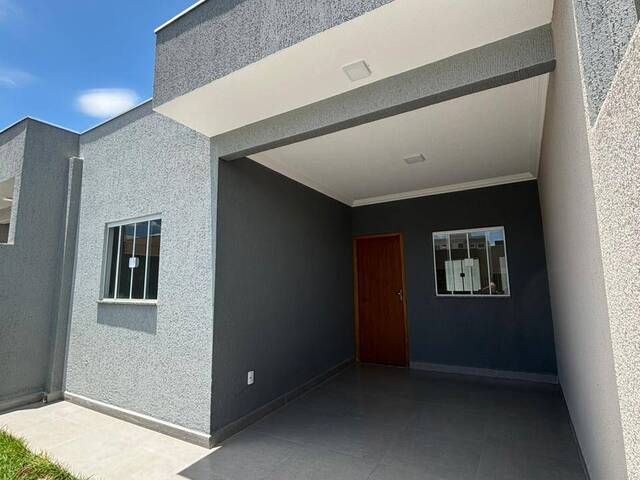 #10012 - Casa para Venda em Arapongas - PR - 2
