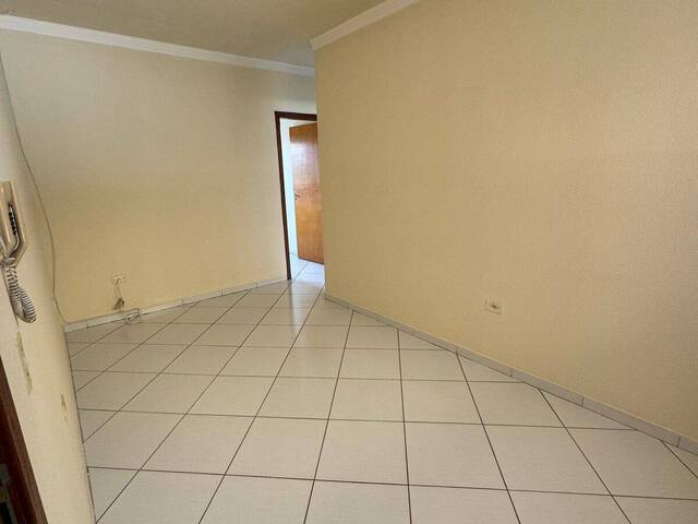#10071 - Apartamento para Locação em Arapongas - PR - 3