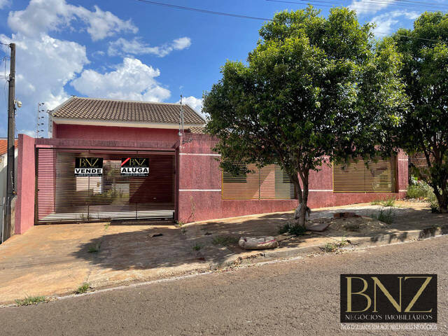 #10076 - Casa para Venda em Arapongas - PR - 1