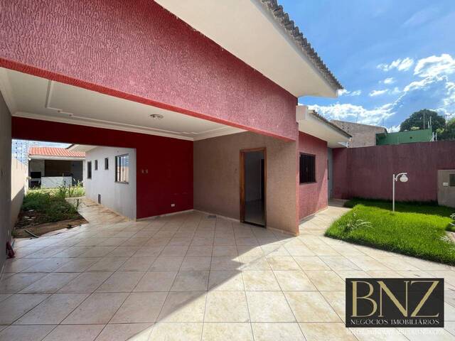 #10076 - Casa para Venda em Arapongas - PR - 3