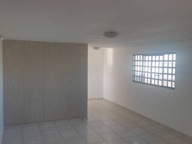 #8575 - Apartamento para Locação em Arapongas - PR