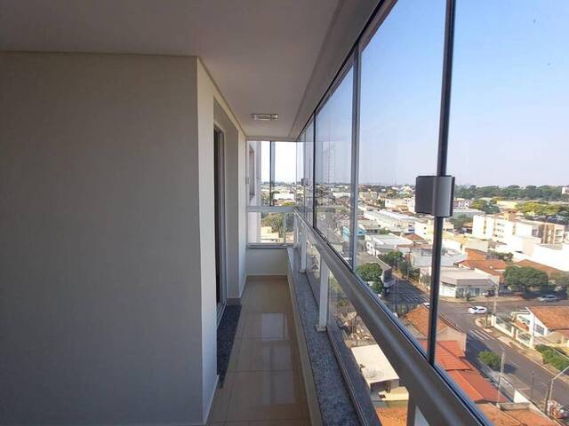 #10156 - Apartamento para Venda em Arapongas - PR - 2