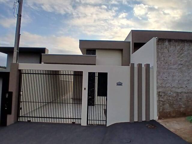 #10187 - Casa para Venda em Arapongas - PR - 2