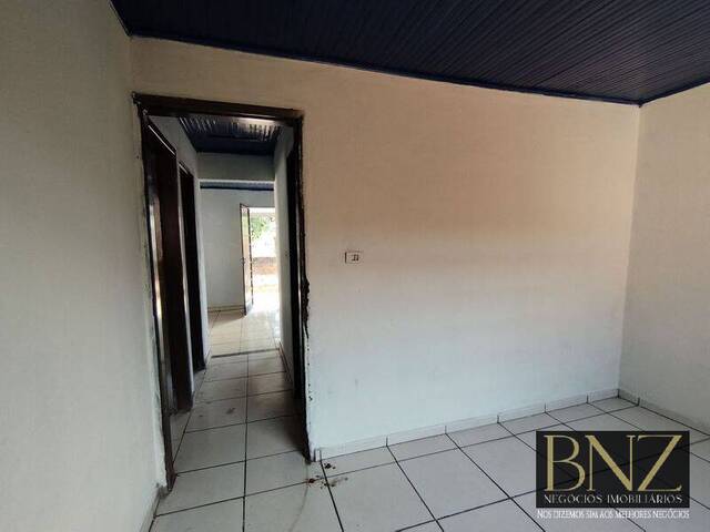 #10194 - Casa para Venda em Arapongas - PR - 2