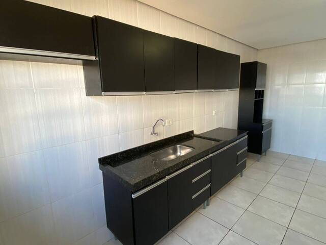 #8575 - Apartamento para Locação em Arapongas - PR