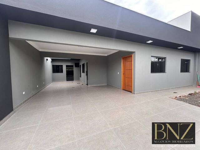 #10221 - Casa para Venda em Arapongas - PR - 2