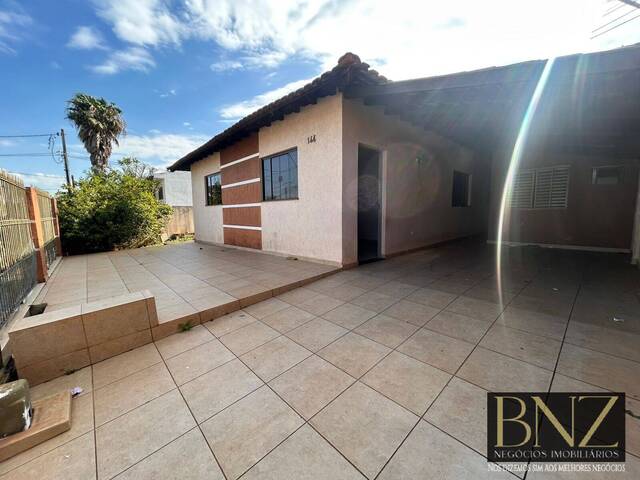 #10090 - Casa para Venda em Arapongas - PR - 2