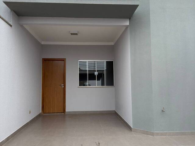 #10242 - Sobrado para Locação em Arapongas - PR - 2