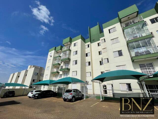 #10202 - Apartamento para Locação em Arapongas - PR - 2