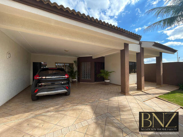 #10249 - Casa para Venda em Arapongas - PR - 2