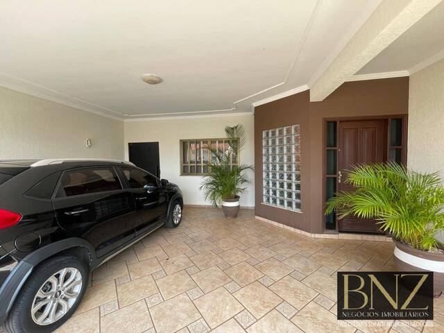 #10249 - Casa para Venda em Arapongas - PR - 3