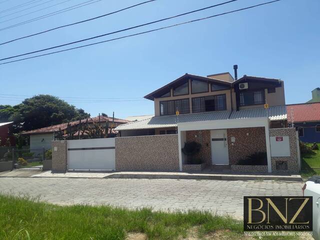 #10294 - Casa para Venda em Arapongas - PR - 1