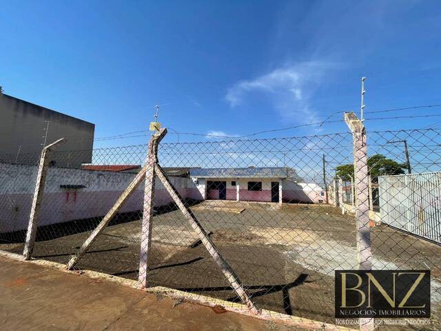 #10299 - Sala para Locação em Arapongas - PR - 2