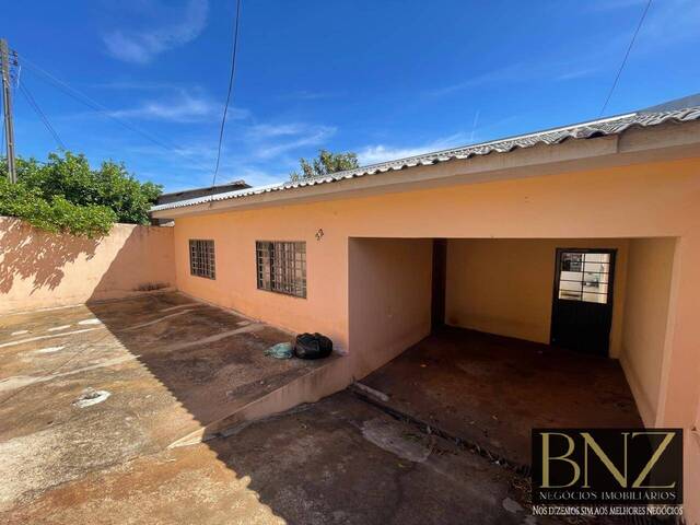 #10314 - Casa para Venda em Arapongas - PR - 2