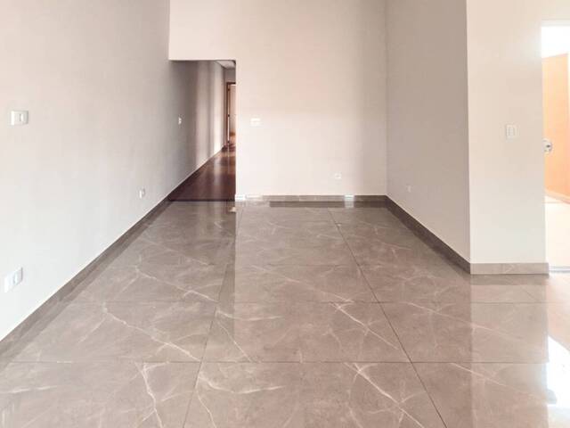 #10324 - Casa para Venda em Arapongas - PR - 3