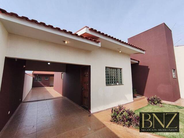 #10297 - Casa para Venda em Arapongas - PR - 3