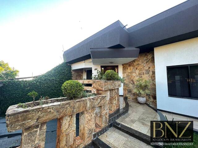 #10328 - Casa para Venda em Arapongas - PR - 2