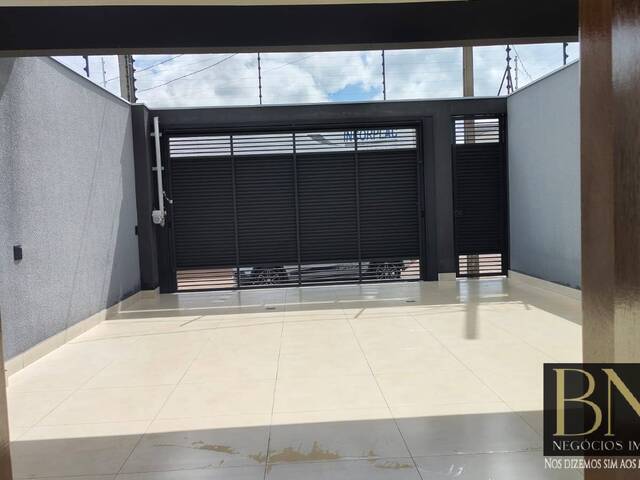 #10335 - Casa para Venda em Arapongas - PR - 3