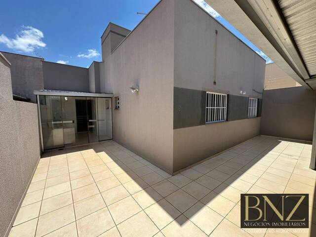 #10338 - Casa para Venda em Arapongas - PR - 3