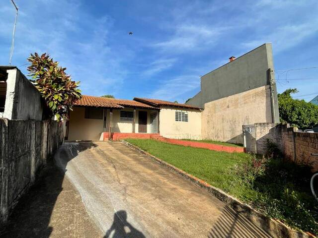 #7611 - Casa para Locação em Arapongas - PR - 2
