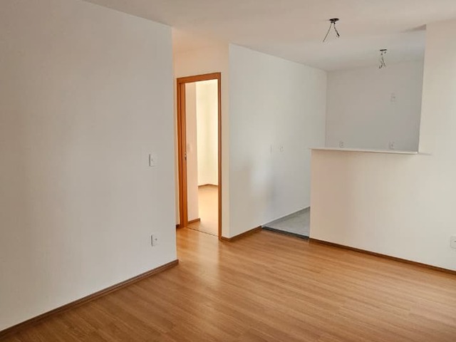 #10359 - Casa para Venda em Arapongas - PR - 3